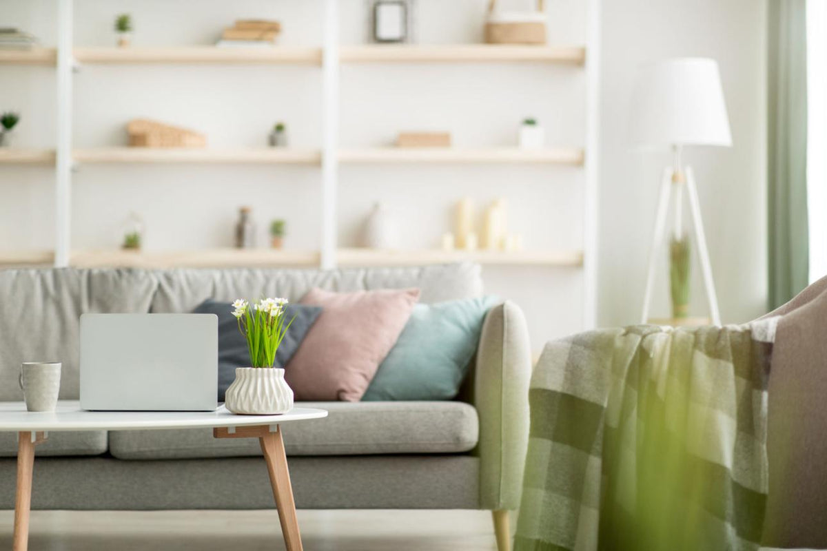Minimalist Home Décor Ideas That Still Feel Warm and Cozy