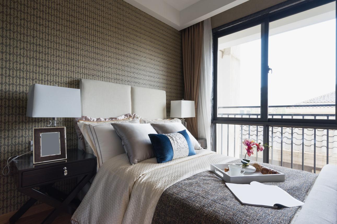 How to Create a Hotel-Inspired Bedroom Without Spending a Fortune