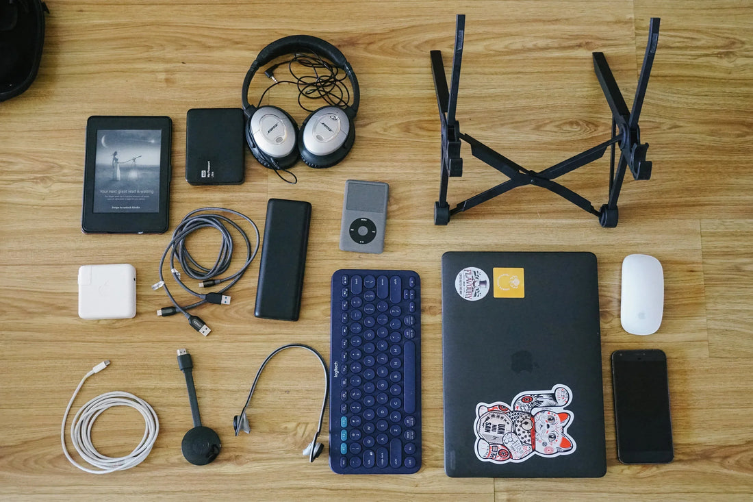 Travel Tech Essentials: 10 Must-Have Gadgets for Smart Travelers