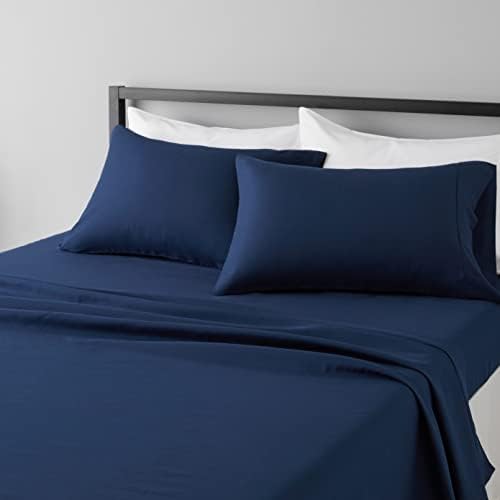 Amazon Basics Lightweight Super Soft Easy Care Breathable Microfiber 4-Piece by AmazonBasics