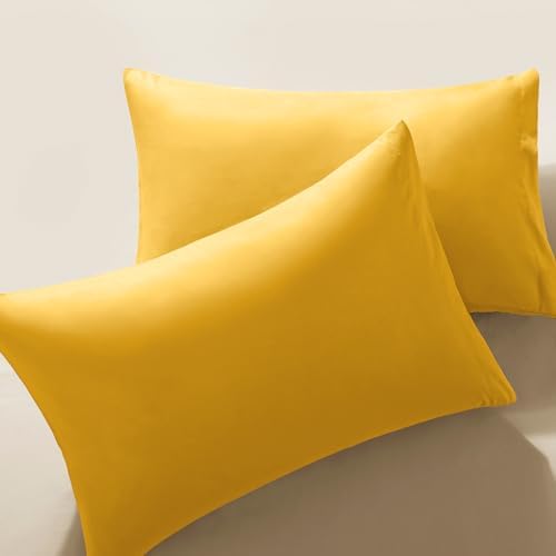 MILVOWOC Brushed Microfiber Queen Pillowcases, 20 x 30 Inch by MILVOWOC
