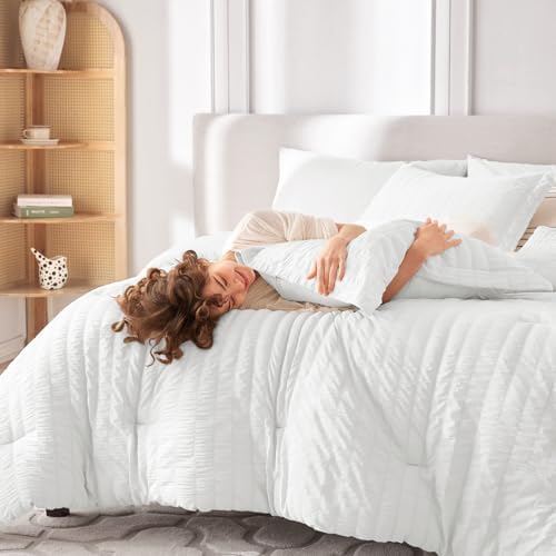 MUXHOMO 7 Pieces Oversized Queen Comforter Set, Seersucker Bed in a Bag - Image 6