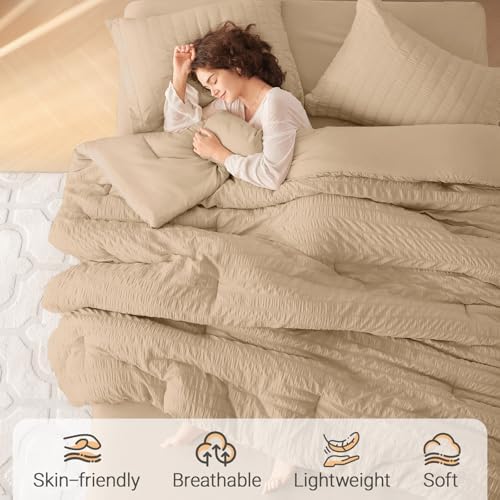 MUXHOMO 7 Pieces Queen Comforter Set, Seersucker Bed in a Bag Queen Size - Image 2