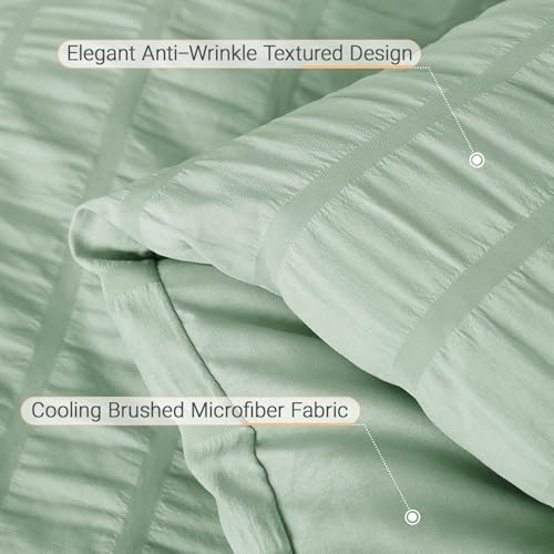 MUXHOMO 7 Pieces Oversized King Comforter Set, Seersucker Bed in a Bag - Image 6