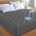 LUX Décor Queen Mattress Pad by LuxDecorCollection