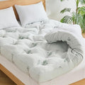 WhatsBedding 4 Inch Memory Foam Mattress Topper Queen Size by WhatsBedding