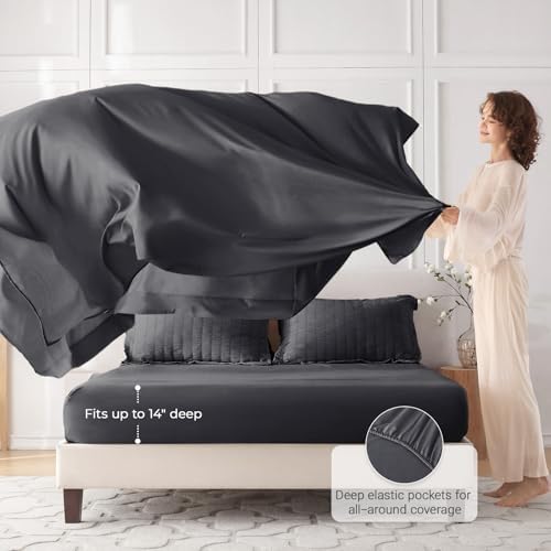 MUXHOMO 7 Pieces Oversized King Comforter Set, Seersucker Bed in a Bag - Image 3