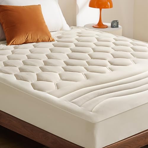 Bedsure Beige Queen Mattress Pad by BEDSURE