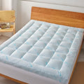 Favorland Mattress Topper King Size by Favorland