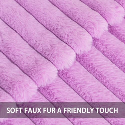 Aegero Pack of 2 Faux Fur Christmas Throw Pillow Covers 12x20 Inch - Image 2