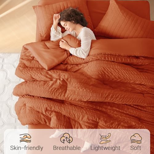 MUXHOMO 7 Pieces Oversized Queen Comforter Set, Seersucker Bed in a Bag - Image 2