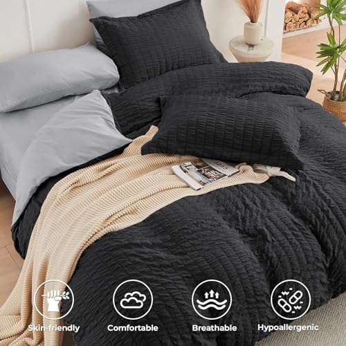 HYMOKEGE Black/Light Grey Oversized Queen Comforter Set Seersucker 7 Pieces - Image 3