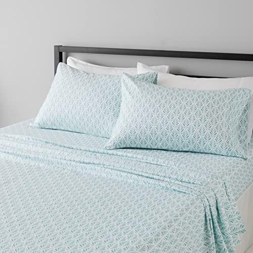 Amazon Basics Lightweight Super Soft Breathable Wrinkle-Free Microfiber 4-Piece by AmazonBasics