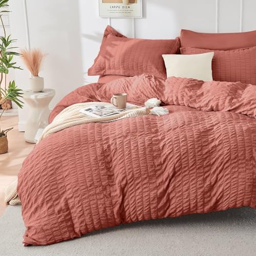 HYMOKEGE Coral King Size Comforter Set Seersucker 7 Pieces, All Season Luxury - Image 2