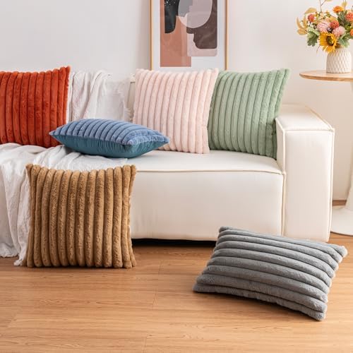 Aegero Pack of 2 Faux Fur Christmas Throw Pillow Covers 16x16 Inch - Image 5