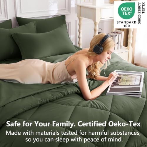CozyLux Full Comforter Set 82"x86" Dark Green - Image 3