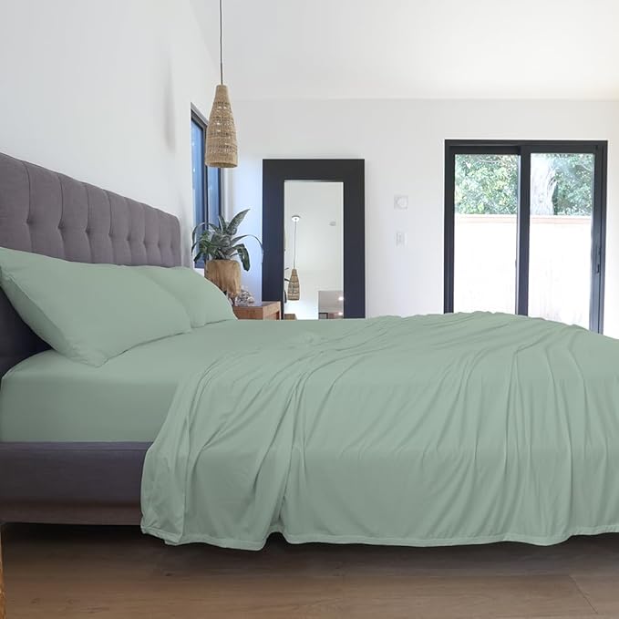 SHEEX - Original Performance Sheets Set (Queen) Serene Green - Cooling Sheets - Moisture Wicking - 1 Flat Cooling Sheet, 1 Fitted Cooling Sheet, 2 Pillow Covers - Wrinkle Free - Sleep Aid