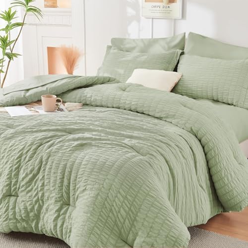 HYMOKEGE Light Green Full Size Comforter Sets Seersucker 7 Pieces, All Season by HYMOKEGE