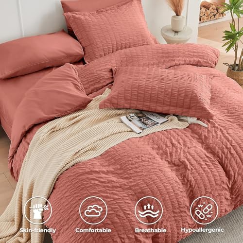 HYMOKEGE Coral King Size Comforter Set Seersucker 7 Pieces, All Season Luxury - Image 3