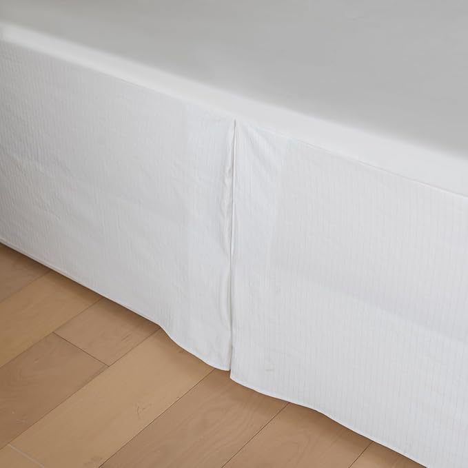 Full Bed Skirt, Grid Plaid Soft Quadruple Pleated Ruffle Bed Skirt, Tailored Dust Ruffle 18 Inch Drop Easy Fit, Machine Washable (White)