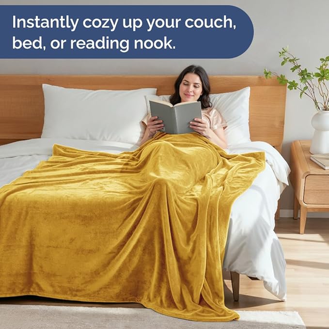 Ultra Soft Fleece Blanket Twin Size - Flannel Fleece Luxury Twin Blanket - Lightweight for Couch Bed Chair - Thick, Warm and Breathable - All Season Cozy Fuzzy, Anti-Static Microplush Bedding, Gold