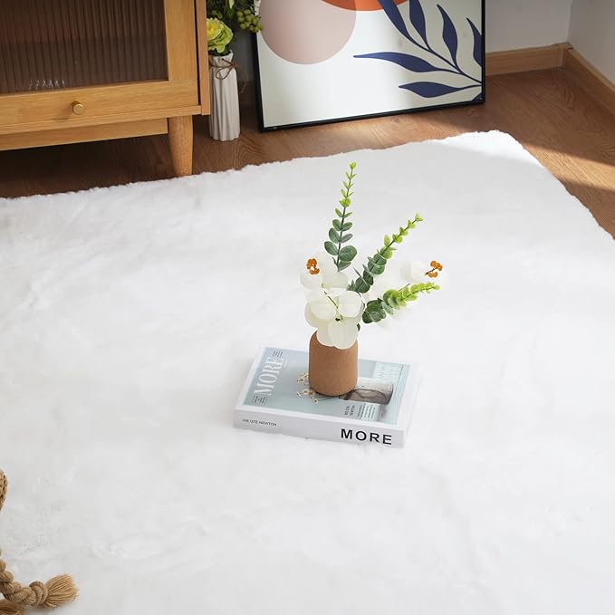 Latepis White Fluffy Faux Fur Rug 6x9 Machine Washable Area Rugs Faux Rabbit Fur Large Shag Rugs for Living Room Bedroom Nursery Rug Home Decor