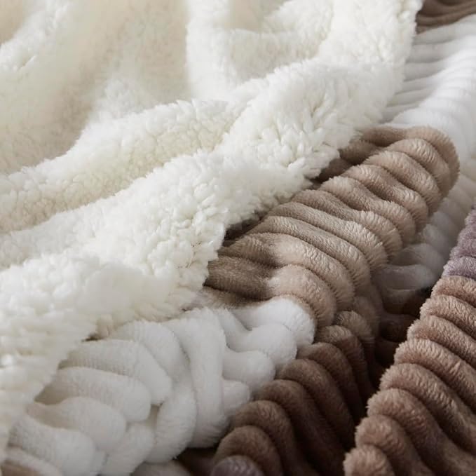 Blanket for Women, Sherpa Throw Blanket for Couch, Flannel Cozy Soft Checkered Blanket for Bed - Fleece, Beige, 60x80 Inches