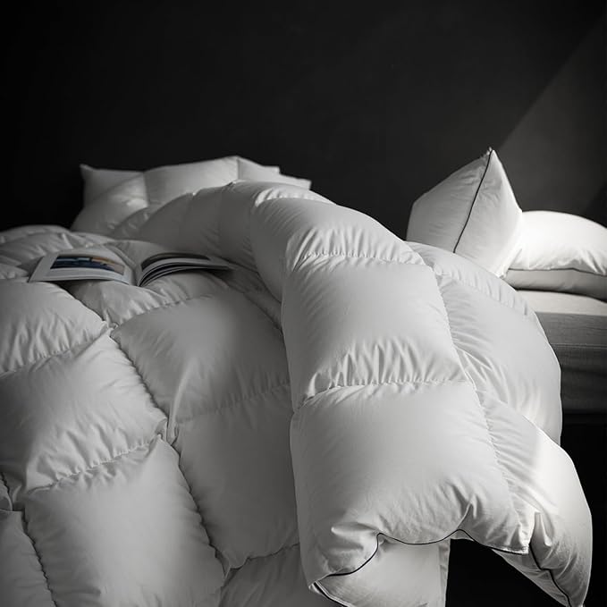 Luxury Down Fiber Comforter - High Fill Power Comforter King Size - Medium Warmth for All Season Duvet Insert - Light Weight, Lvory White (106" x 90")