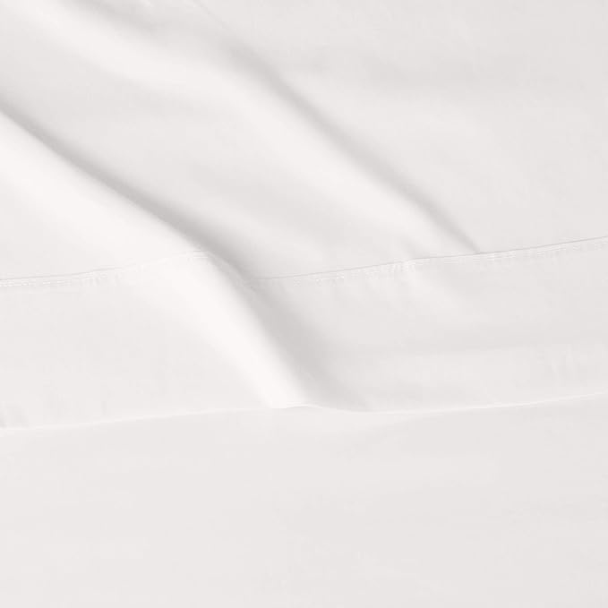 Amazon Basics Lightweight Super Soft Microfiber 4 Piece Comfortable Sheet Set with 14-Inch Deep Pockets, Full, Cream, Solid