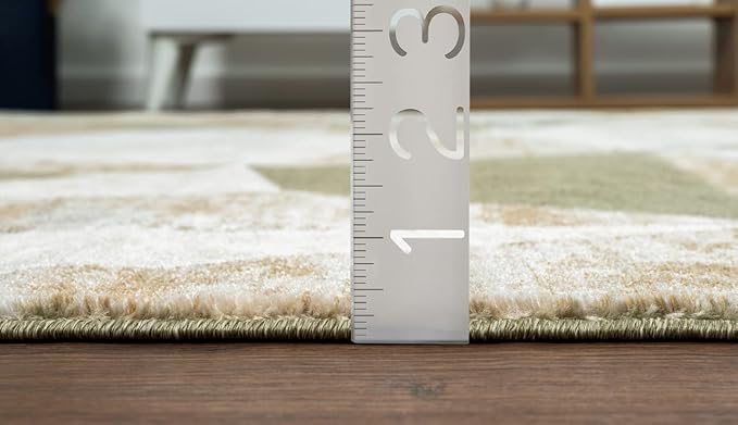 Abani Savoy Collection Area Rug - Green and Cream Geometric Design - 5'3"'x7'6 - Easy to Clean - Durable for Kids and Pets - Non-Shedding - Medium Pile - Soft Feel -for Living Room, Bedroom & Office
