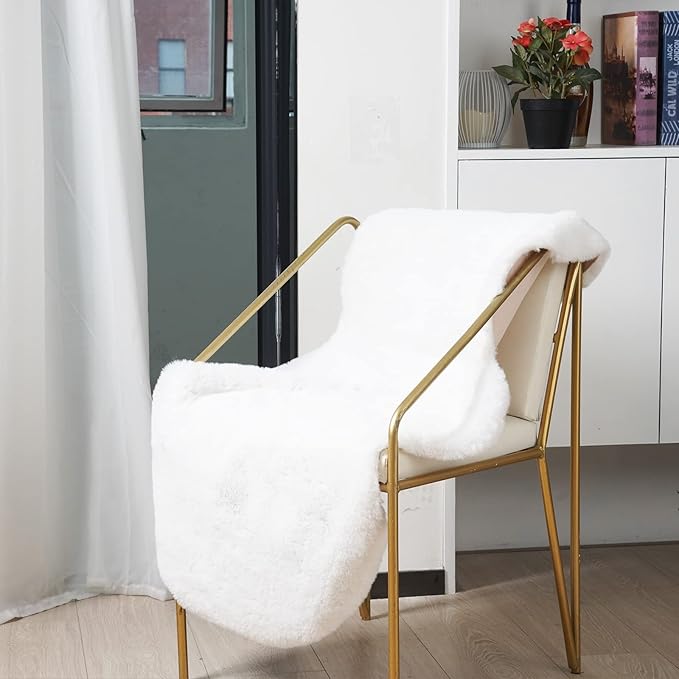 Latepis White Fluffy Rug 2x4 Small Throw Area Accent Rugs Washable Faux Rabbit Fur Shag Rug for Chair Couch Cover Floor Nursery Cute Rugs for Bederoom