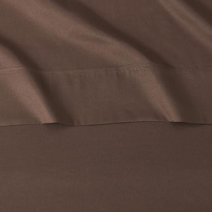 Amazon Basics Lightweight Super Soft Easy Care Microfiber 4 Piece Bed Sheet Set with 14-Inch Deep Pockets, Including Fitted Sheets, Full, Chocolate, Solid