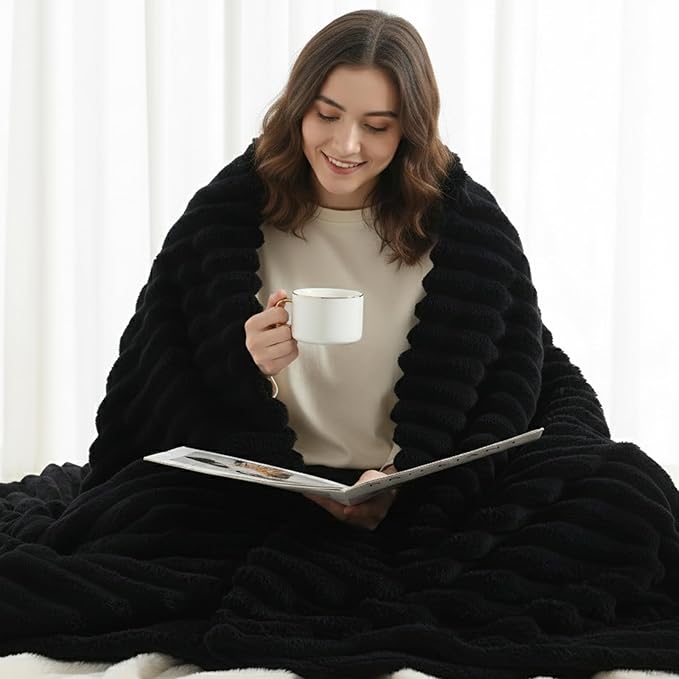 decorUhome Christmas Soft Fleece Black Twin Blanket for Bed, Cozy Fluffy Plush Flannel Striped Throws for Couch Sofa, Lightweight Decorative Ribbed Fuzzy Blanket for Woman, 60x80 Inches