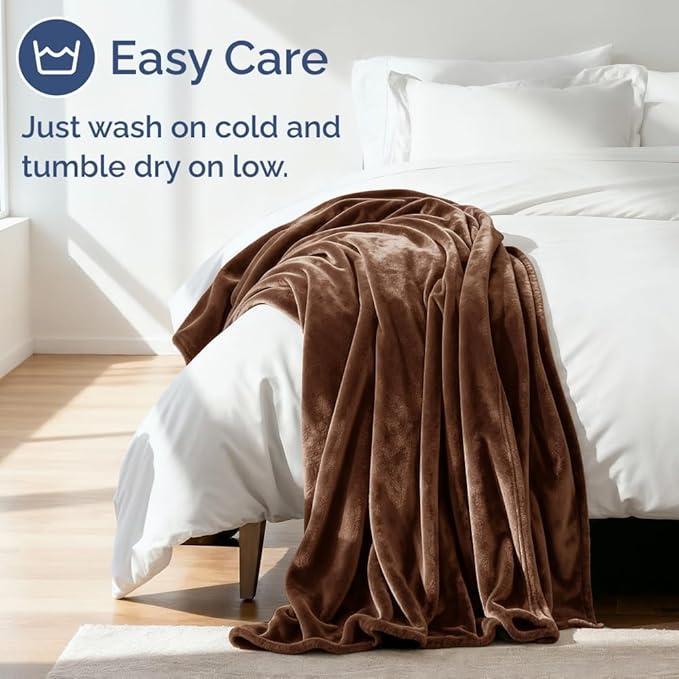 Ultra Soft Fleece Blanket Queen Size - Flannel Fleece Luxury Queen Blanket - Lightweight for Couch Bed Chair - Thick, Warm and Breathable - All Season Cozy Fuzzy, Anti-Static Microplush Bedding, Brown