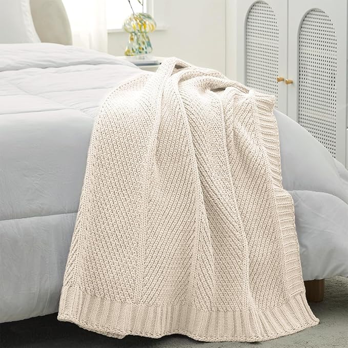 Amélie Home Chevron Chenille Knit Throw Blanket for Couch, Cozy Texture Decorative Soft Blanket for Sofa & Chair, 60"x80", Ivory