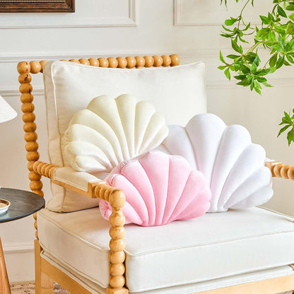 White Seashell Throw Pillows, Shell Shaped Throw Pillows, 13 Inch Soft Velvet Home Decorative Pillow Plush Cushion for Bed Couch Living Sofa Room Decor Accent Throw Pillow