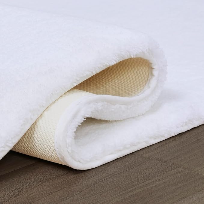 Madison Park Signature Marshmallow Bathroom Rug Non Slip, Luxrurious Plush Bath Mat, Absorbent, Quick Dry, Spa Design Bath Room Décor, 20x30, White