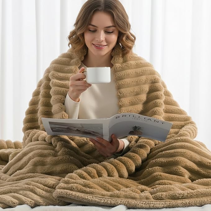 decorUhome Christmas Soft Fleece Brown Throw Blanket for Couch, Cozy Fluffy Plush Flannel Striped Blanket for Sofa Bed, Lightweight Decorative Ribbed Fuzzy Blanket for Woman, 50x60 Inches