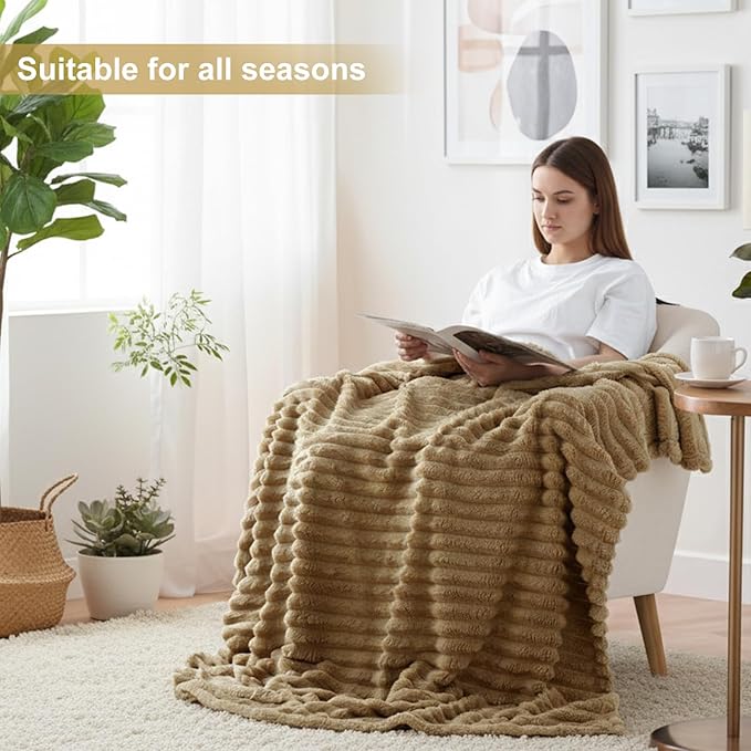 decorUhome Christmas Soft Fleece Brown Throw Blanket for Couch, Cozy Fluffy Plush Flannel Striped Blanket for Sofa Bed, Lightweight Decorative Ribbed Fuzzy Blanket for Woman, 50x60 Inches