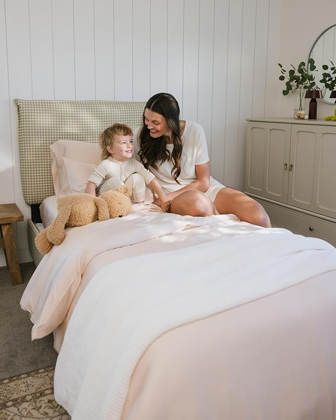Cozy Earth Luxury Duvet Cover Twin - 100% Viscose from Bamboo - Ultra-Soft, Cooling & Lightweight Duvet Cover - Temperature-Regulating Bedding with Concealed Zip & Interior Snap Closures - Peony
