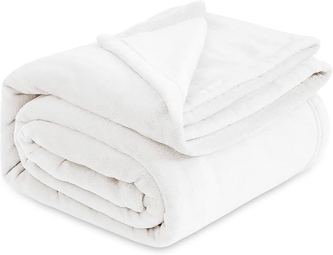 Bedsure GentleSoft Fleece Blankets Queen Size White - Bed Blanket Soft Lightweight Plush Fuzzy Cozy Luxury Microfiber, 90x90 inches