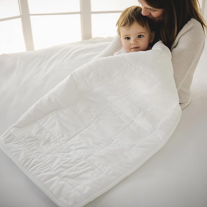 Cooling Comforter, Fill 100% Viscose from Bamboo, Cover 60% Viscose from Bamboo 40% Cotton, Lightweight Duvet Insert, Breathable Summer Quilt, 40x60 inches, for Cot, Crib, Travel, Single, or Throw