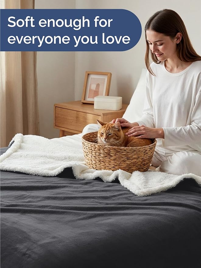 Sherpa Fleece Blanket King Size - Reversible Sherpa Fleece King Blanket - Super Soft Double Sided for Bed, Sofa, Couch - Thick, Warm, and Plush - Luxurious Bedding for Winter - Dark Grey, 90" x 108"