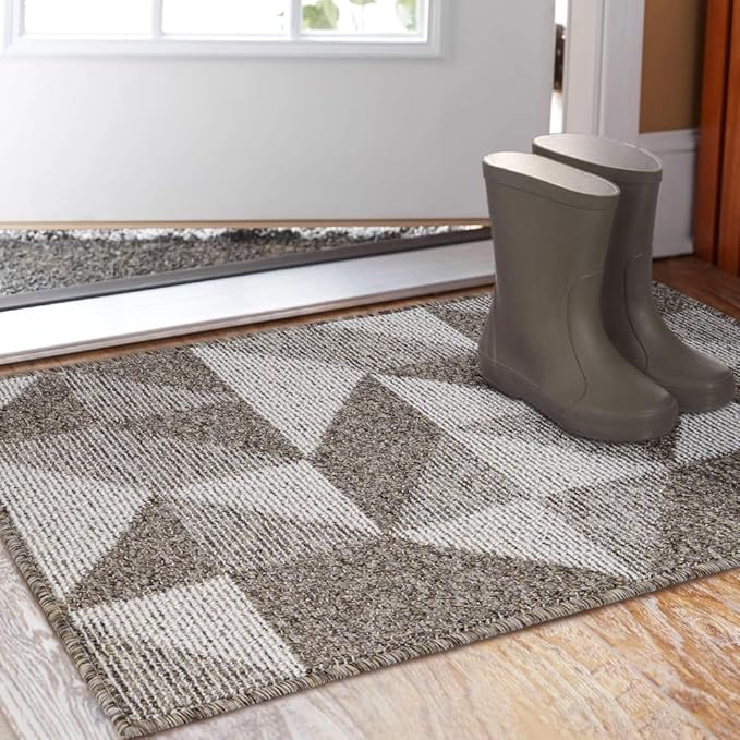 Indoor Doormat 24"x 36", Absorbent Front Back Door Mat Floor Mats, Rubber Backing Non Slip Door Mats Inside Mud Dirt Trapper Entrance Front Door Rug Carpet, Machine Washable Low Profile-Brown Geome