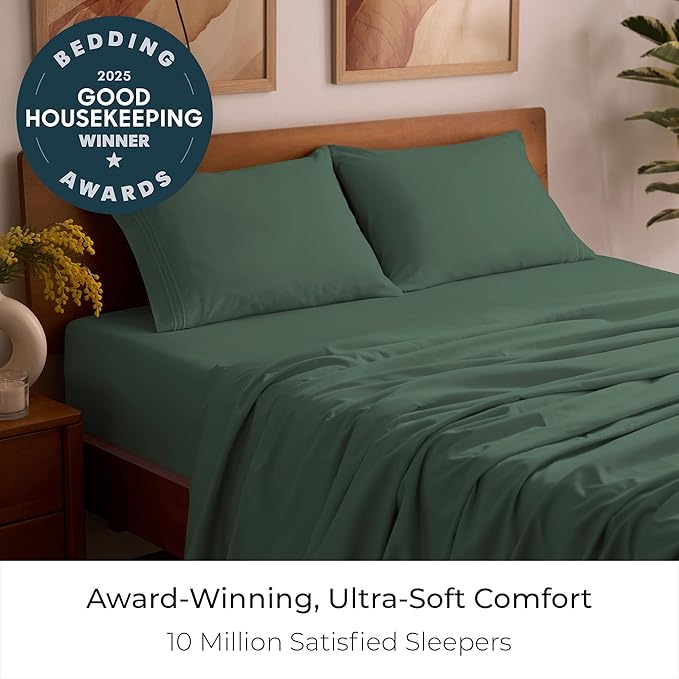 Mellanni Twin Sheet Set - 4-Piece Iconic Collection Bedding, (Including 2 Pillowcases), 16-Inch Deep Pocket, Easy Care, Extra Soft, Cooling Sheets, Brushed Microfiber - Emerald Green
