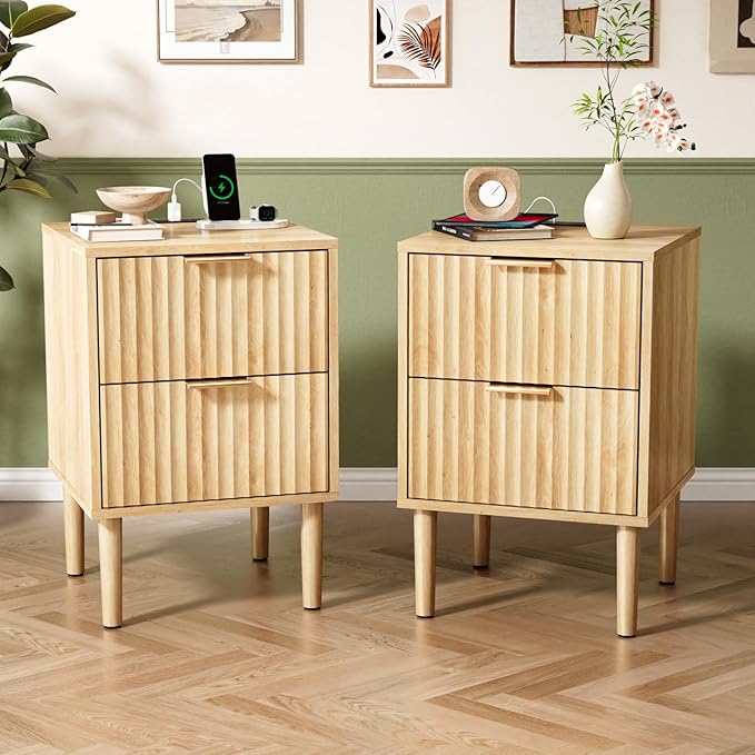 VINGLI Nightstands Set of 2 with Charging Station, Fluted Nightstand 2 Drawer, 15.8" W*15.6" D Mid Century Modern Nightstands for Bedroom, Fluted Bed Side Table, Oak Night Stands Set 2