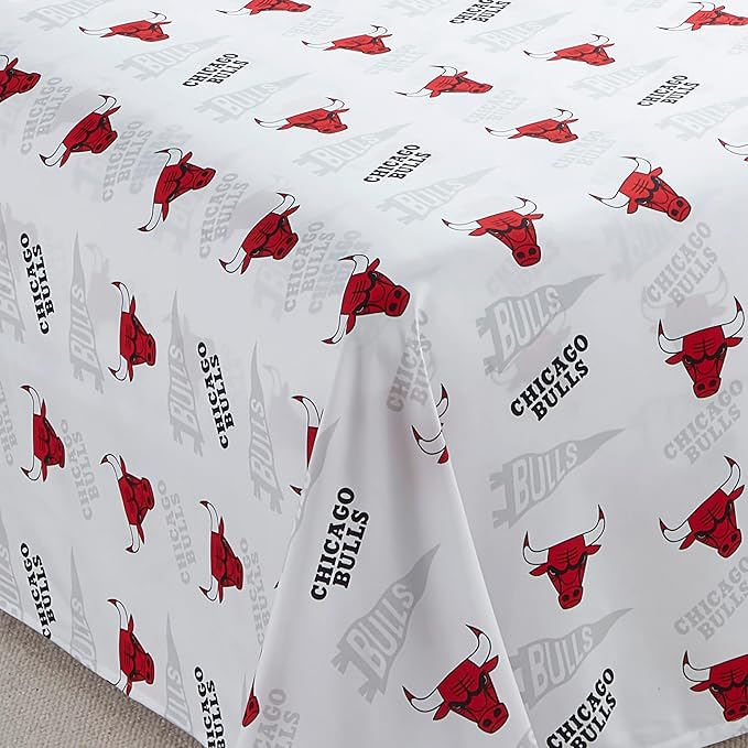 NORTHWEST Officially Licensed Chicago Bulls NBA Queen Size Sheet Set – Soft Team Logo Bedding for Dorms, Bedrooms, Fan Caves & Game Day Style
