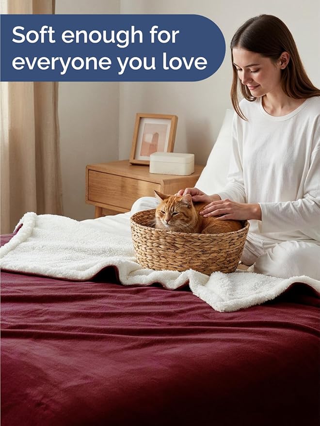 Sherpa Fleece Blanket King Size - Reversible Sherpa Fleece King Blanket - Super Soft Double Sided for Bed, Sofa, Couch - Thick, Warm, and Plush - Luxurious Bedding for Winter - Burgundy, 90" x 108"