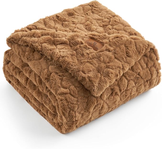 Cozy Bliss Faux Fur Throw Blanket for Couch, Fuzzy Soft Plush Thick Warm Fluffy Reversible Wave Textured Blanket for Sofa Bedroom Living Room, 55 * 70 Inches Brown