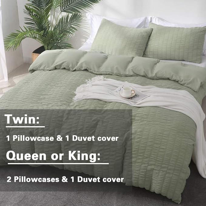 AveLom Green Duvet Cover King(104 x 90 inches), 3 Pieces (1 Duvet Cover, 2 Pillow Cases),Seersucker Tripe Soft Washed Microfiber Textured Duvet Cover Set with Zipper Closure, Corner Ties